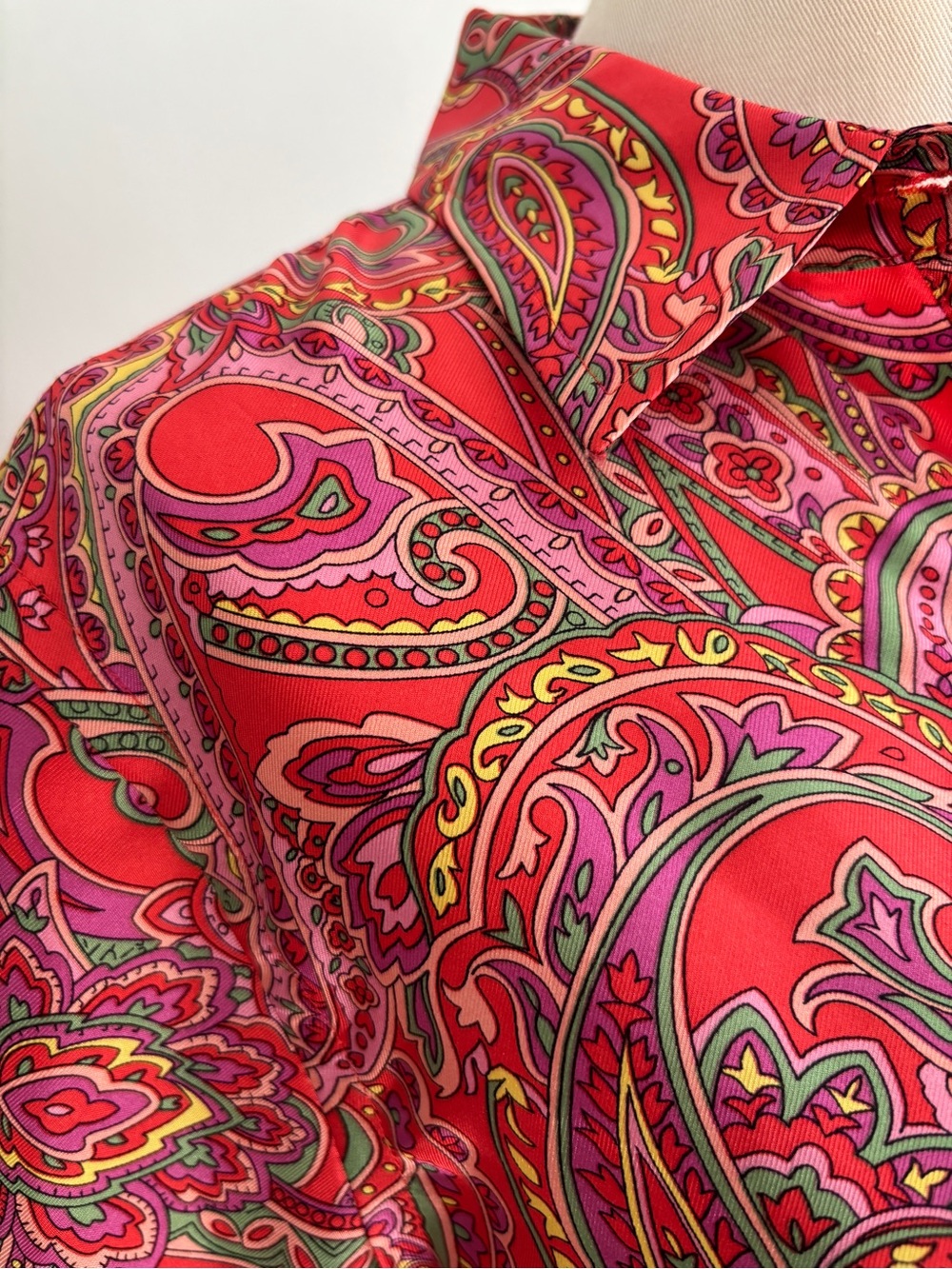 Jones New York Red Paisley 100% Silk Button-Down Blouse - Picture 4 of 5